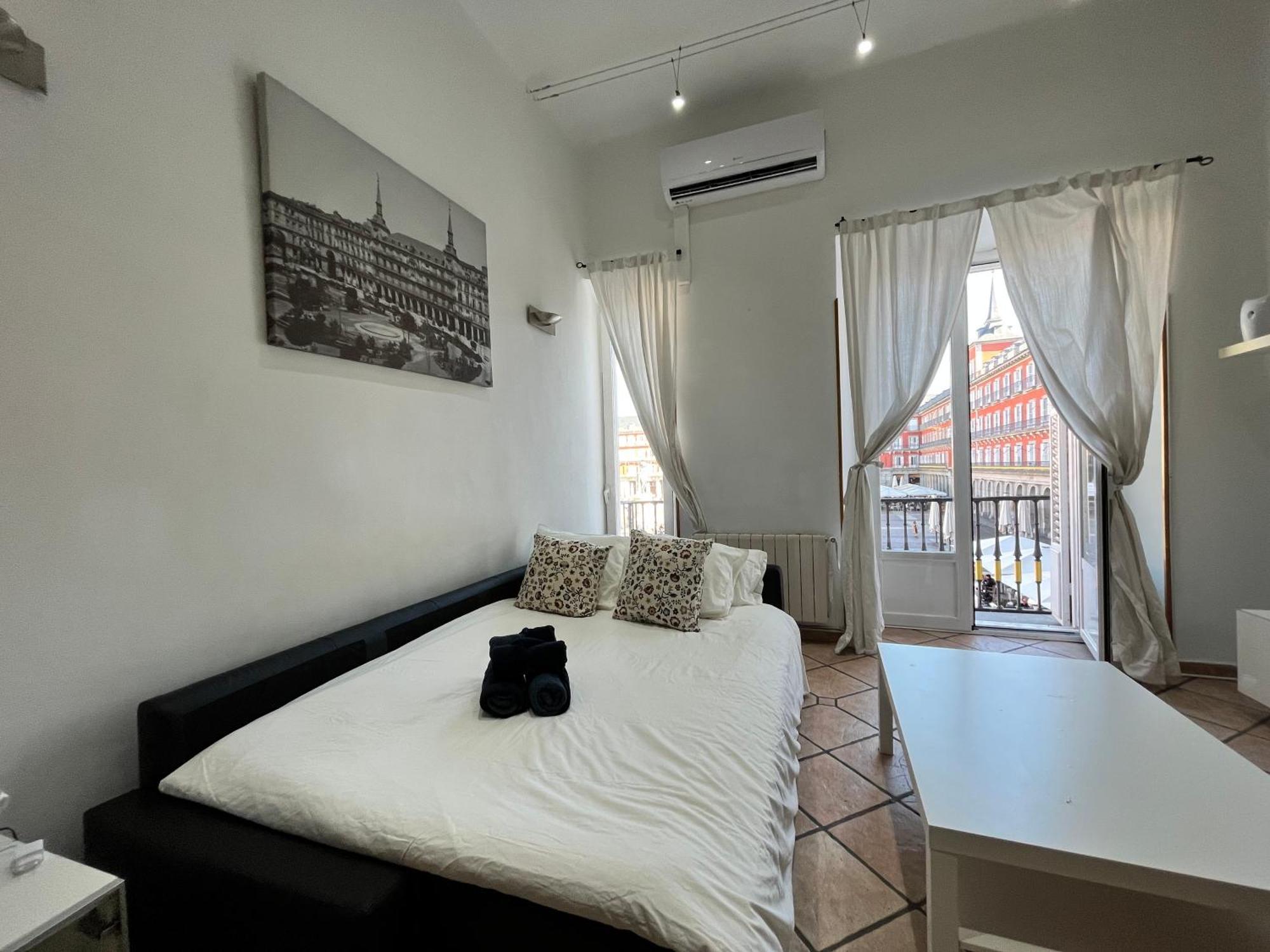 Loft Plaza Mayor 2 Temporal Madrid Exterior foto